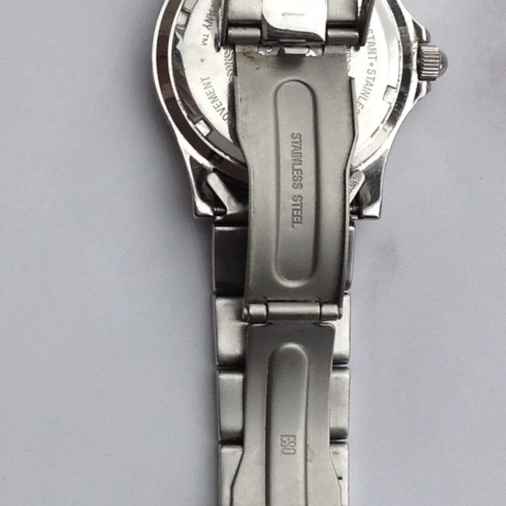ESQ Movado Swiss Date Window Watch  E5063 Classic Styling